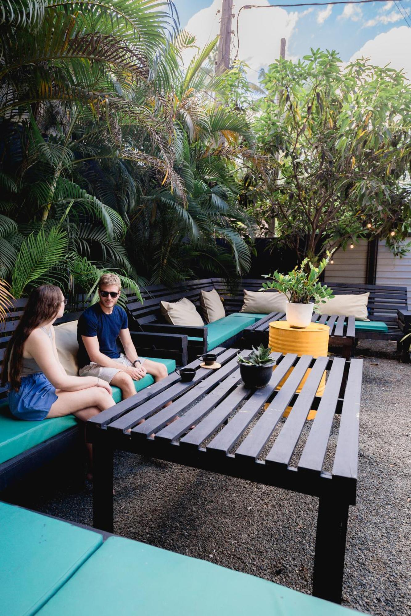 Sugar Hostel Weligama - Coliving & Coworking Ngoại thất bức ảnh
