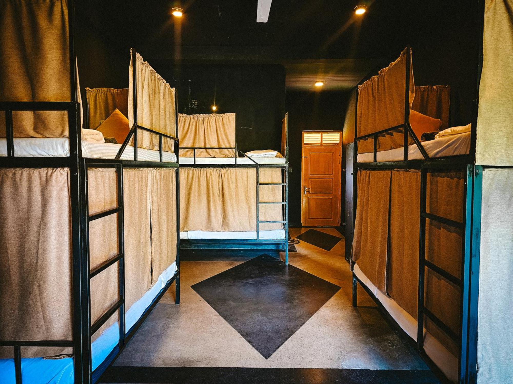 Sugar Hostel Weligama - Coliving & Coworking Ngoại thất bức ảnh